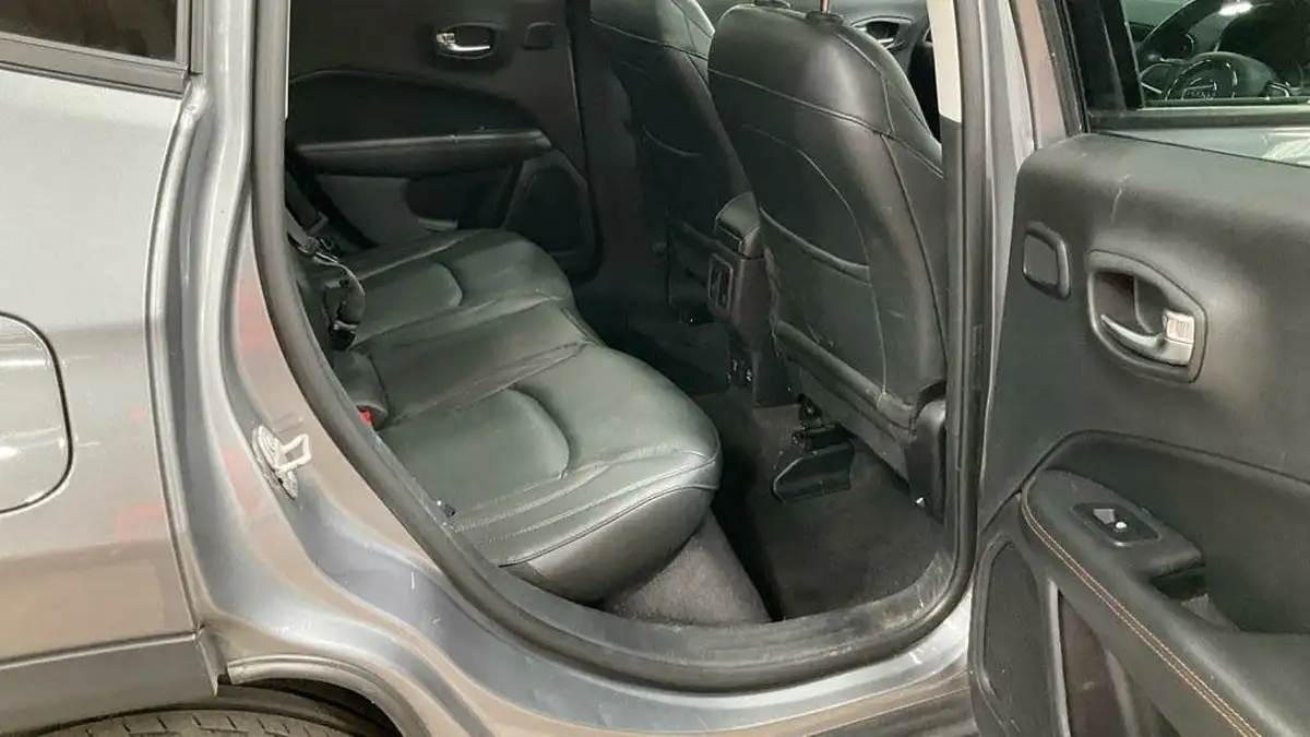2018-jeep-compass-14-multiair-ii-limited-plus-138bhp-big-9