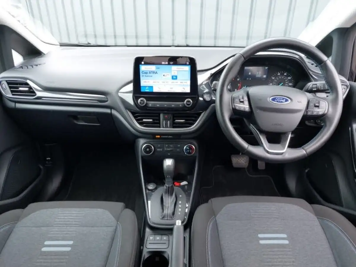 2023-ford-fiesta-10t-active-125ps-hybrid-mhev-powershift-big-2