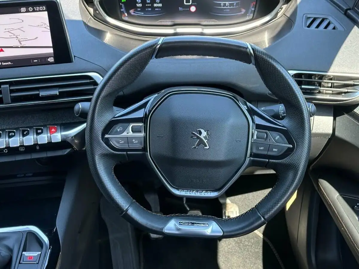 2017-peugeot-3008-suv-12-puretech-gt-line-suv-big-32