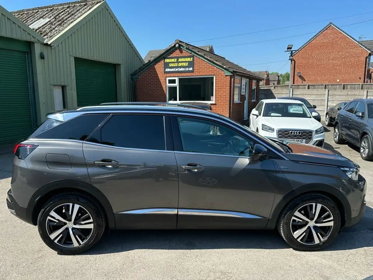 2017-peugeot-3008-suv-12-puretech-gt-line-suv-big-4