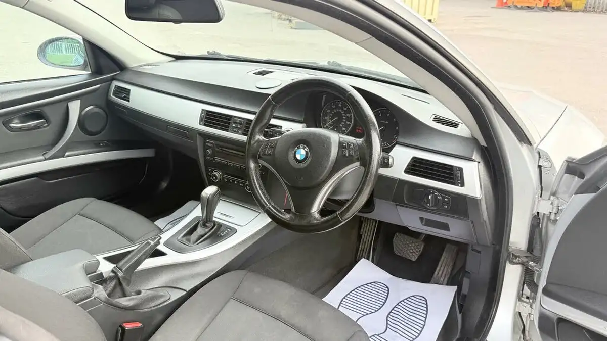 2007-bmw-3-series-20-320i-se-coupe-2d-auto-big-40