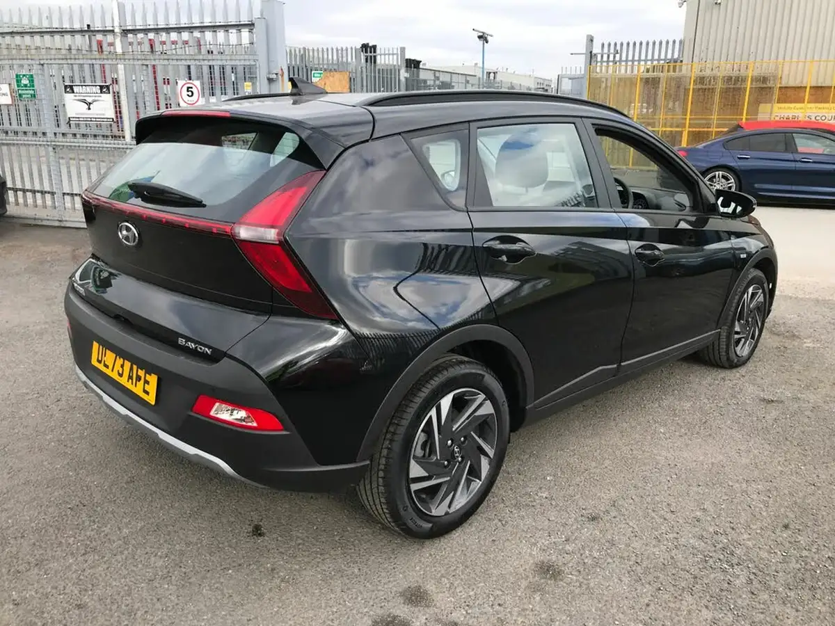 2023-hyundai-bayon-10-t-gdi-se-connect-dct-big-9