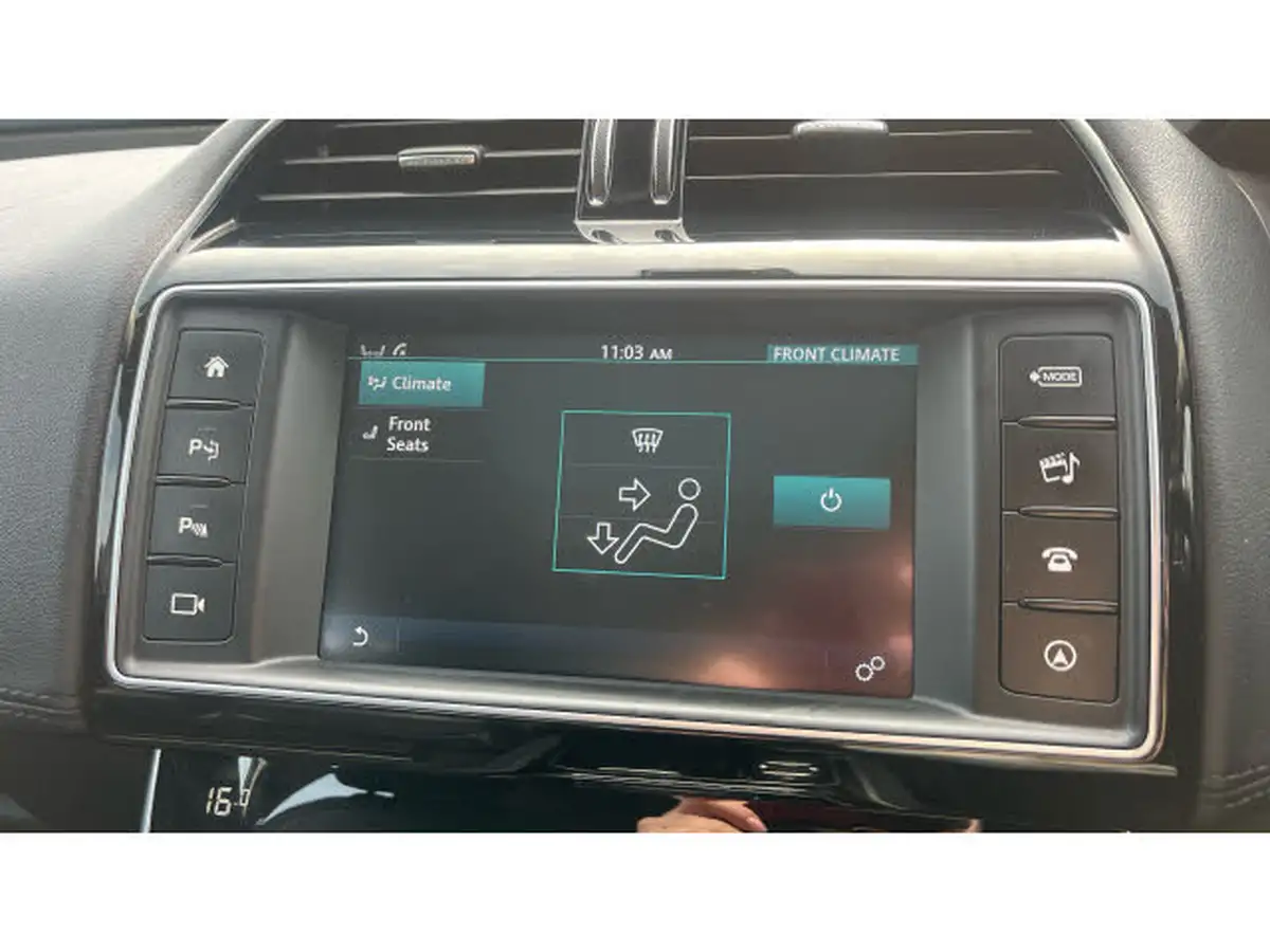2017-jaguar-xe-20d-portfolio-180ps-ss-1999cc-auto-big-23