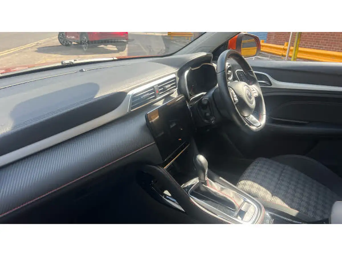2021-mg-zs-suv-10t-gdi-excite-big-8