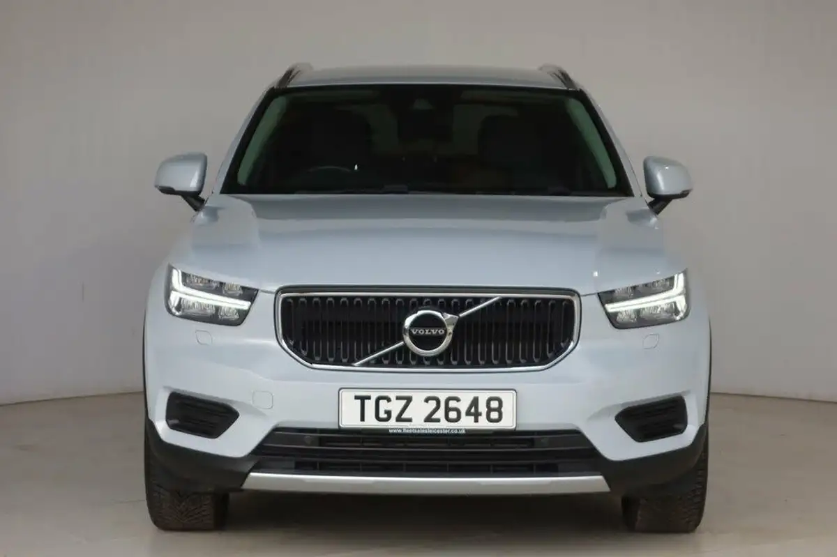 2021-volvo-xc40-15-t3-momentum-163bhp-geartronic-big-4
