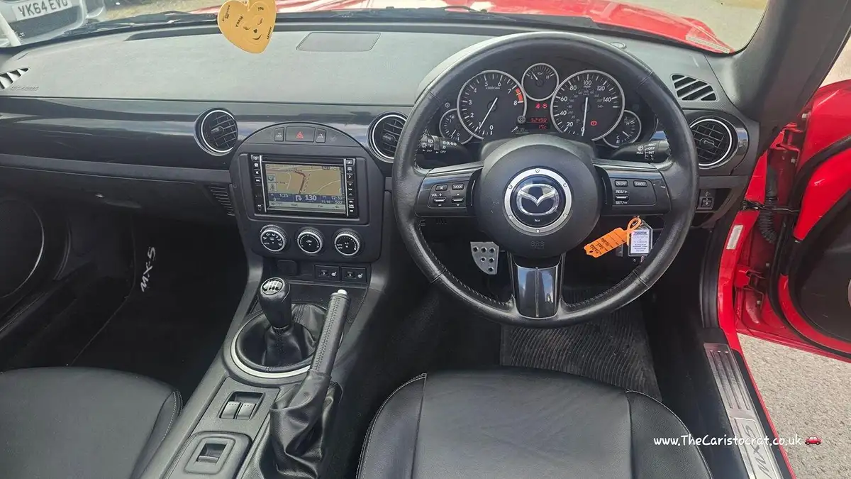2013-mazda-mx-5-20-roadster-sport-tech-160ps-big-8