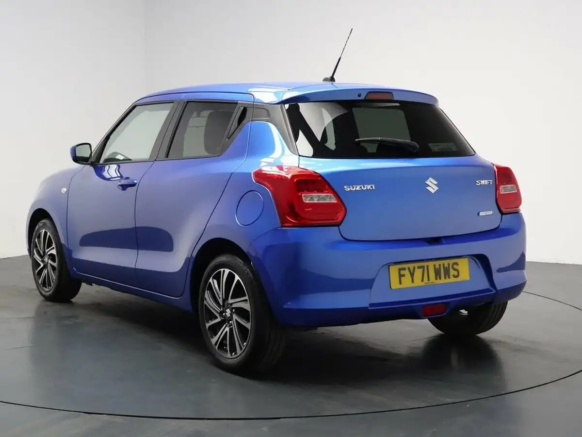 2021-suzuki-swift-12-dualjet-sz-l-big-8