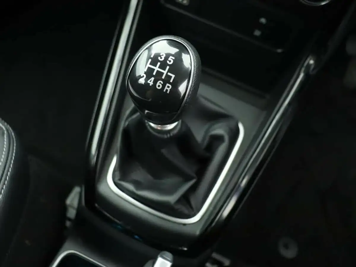 2022-ford-ecosport-10t-titanium-big-31