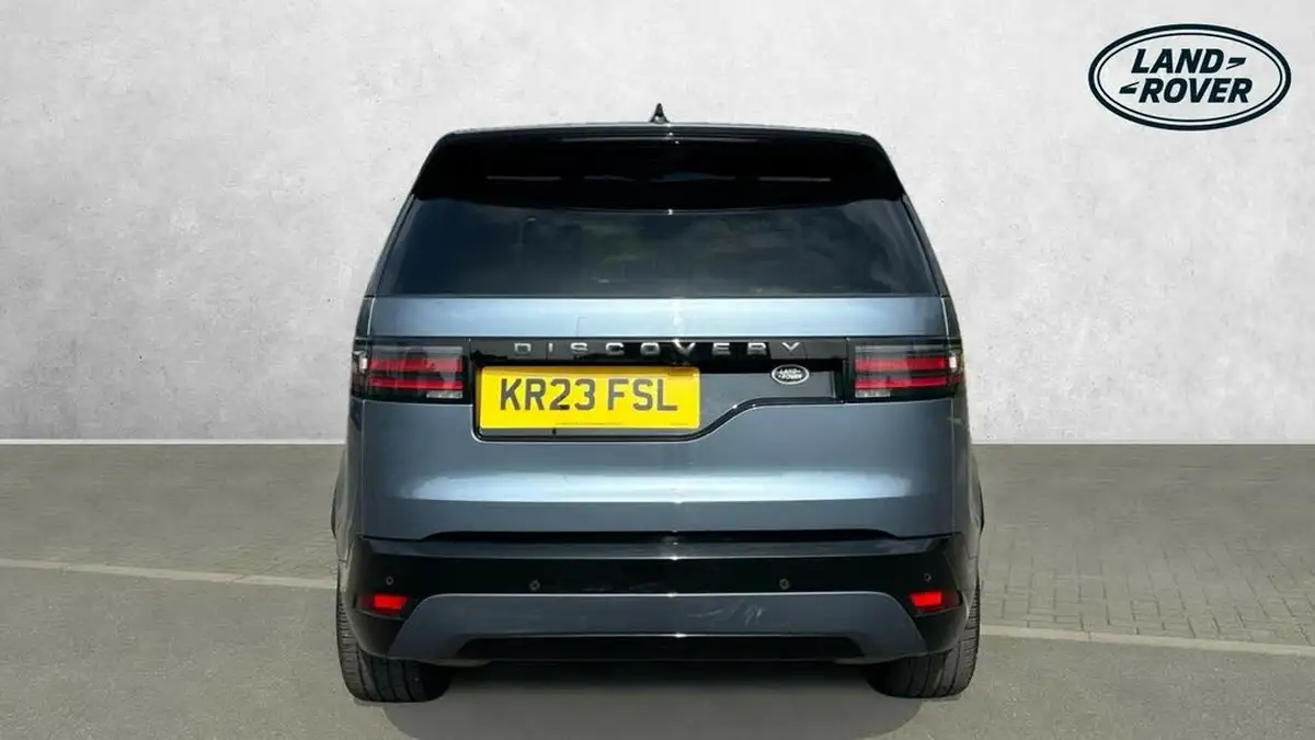 2023-land-rover-discovery-30-d300-r-dynamic-hse-big-5