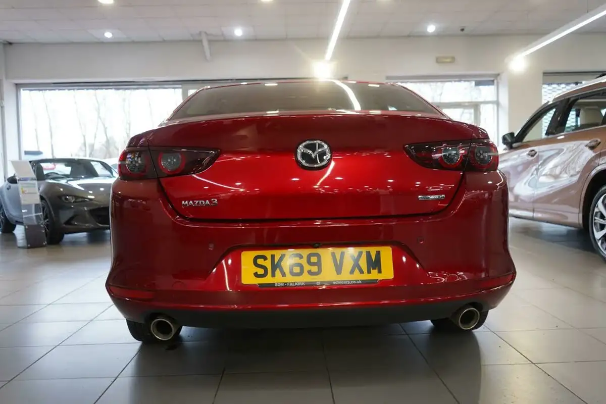 2019-mazda-mazda3-20-gt-sport-tech-180ps-saloon-4d-auto-big-7