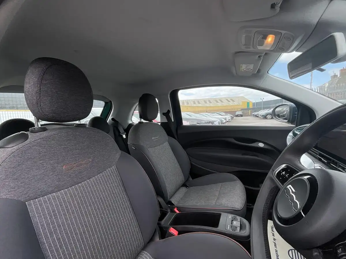2022-fiat-500-e-icon-117bhp-big-7