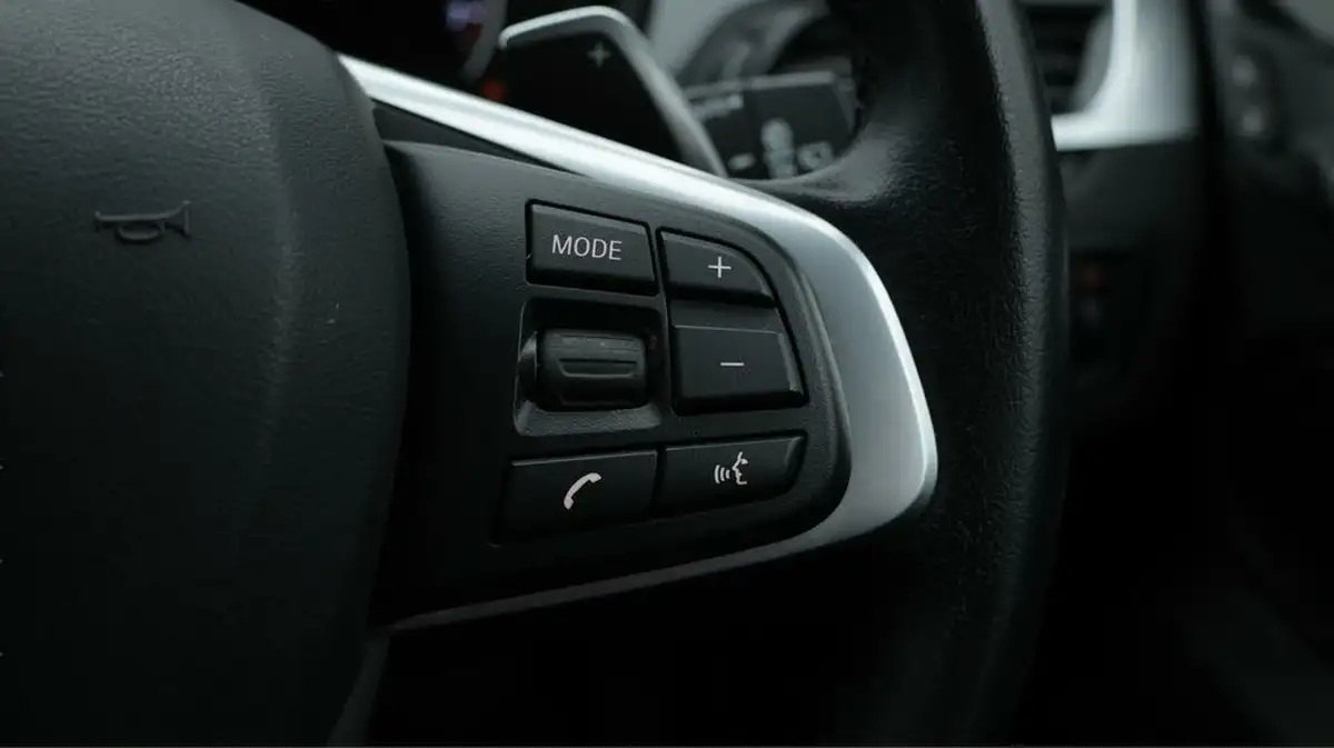 2021-bmw-x2-20-sdrive20i-sport-big-26