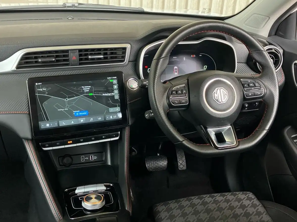2023-mg-zs-suv-e-se-ev-176ps-big-50