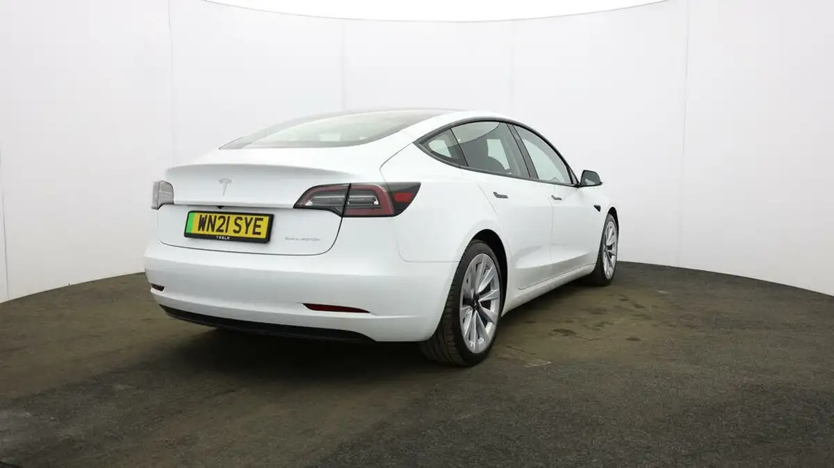 2021-tesla-model-3-e-long-range-4x4-big-58