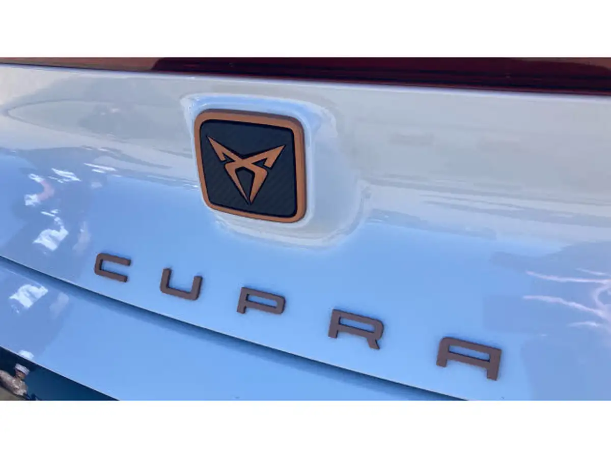 2024-cupra-born-e-v3-230ps-77kwh-e-boost-big-21