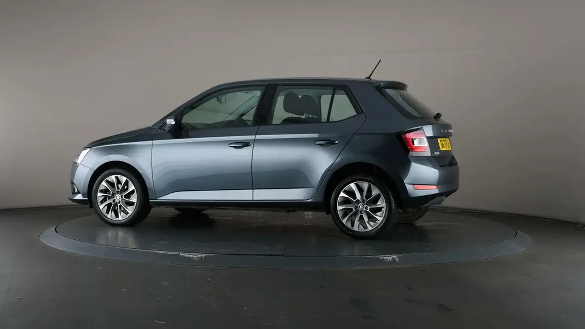 2021-skoda-fabia-10-tsi-se-drive-95ps-hatchback-big-77