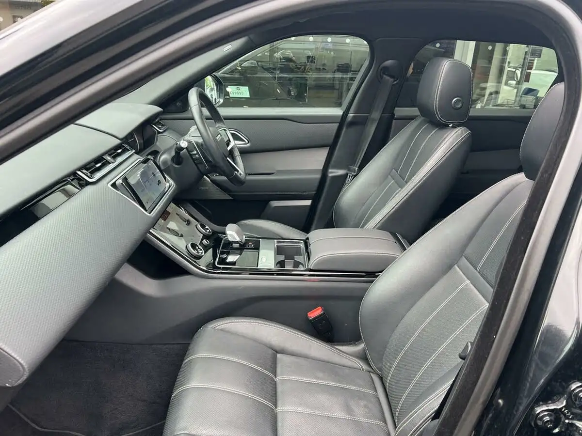 2022-land-rover-range-rover-velar-20-d200-velar-big-12