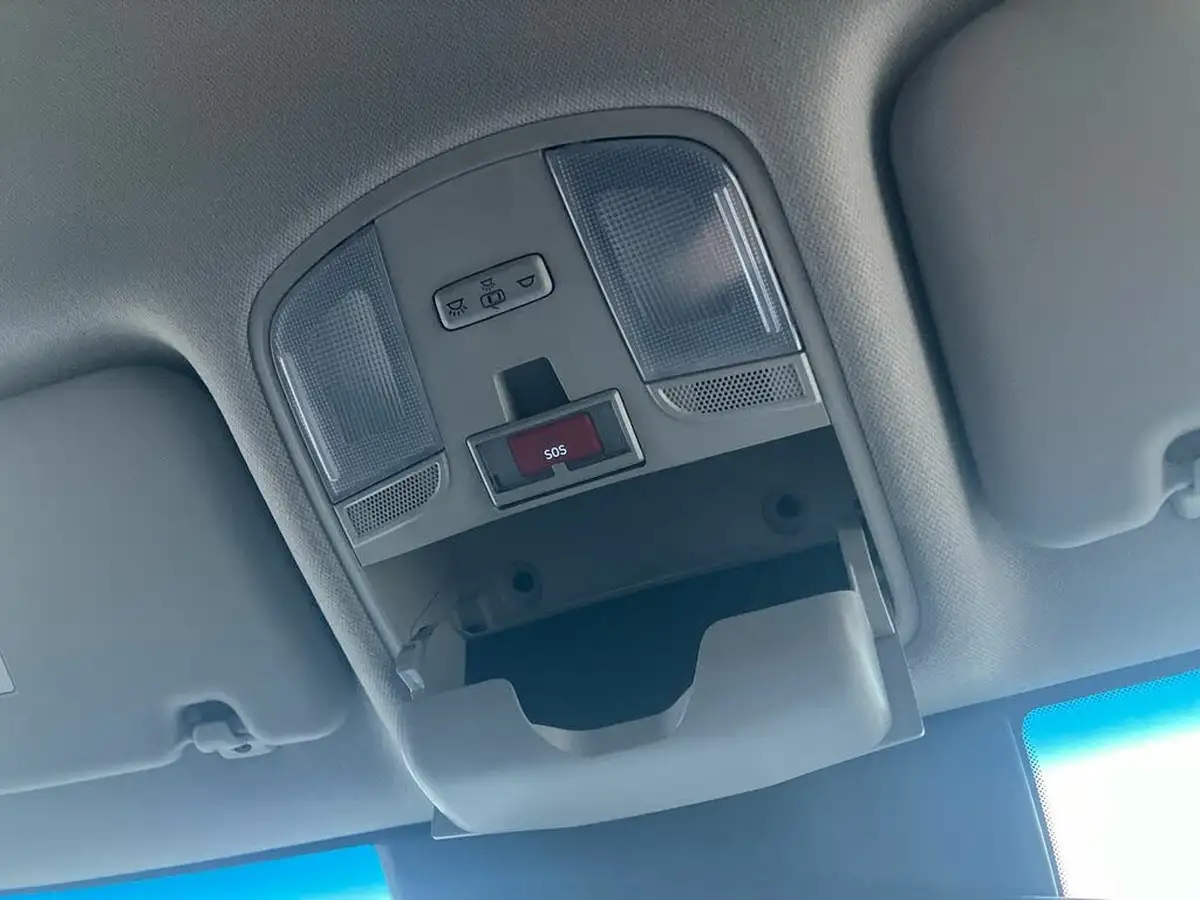 2023-hyundai-kona-e-premium-136ps-39kwh-big-47