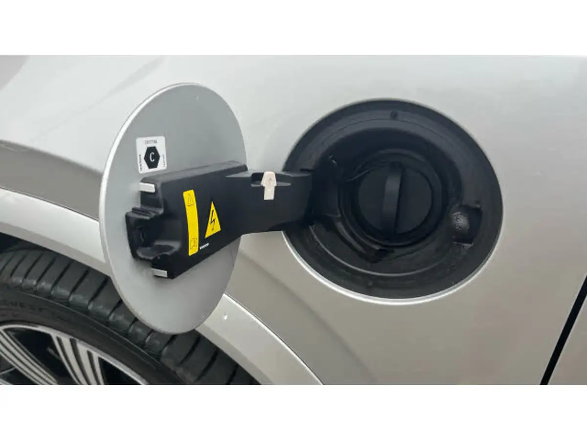 2022-volvo-xc90-20-t8-inscription-pro-455bhp-big-42