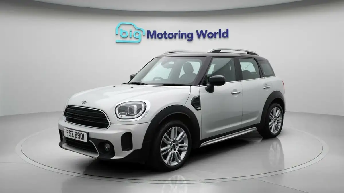 2022-mini-countryman-15-cooper-sport-comfortnav-plus-big-3