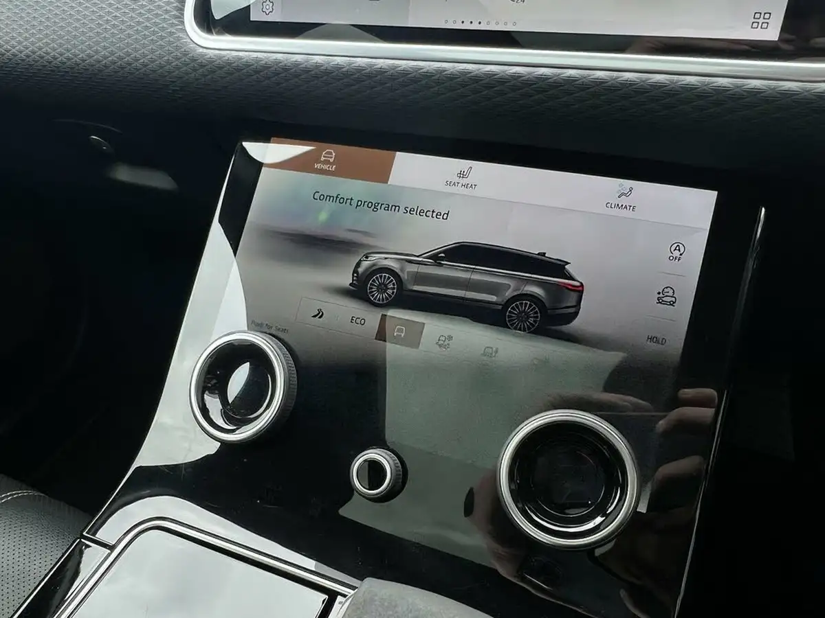 2022-land-rover-range-rover-velar-20-d200-velar-big-60