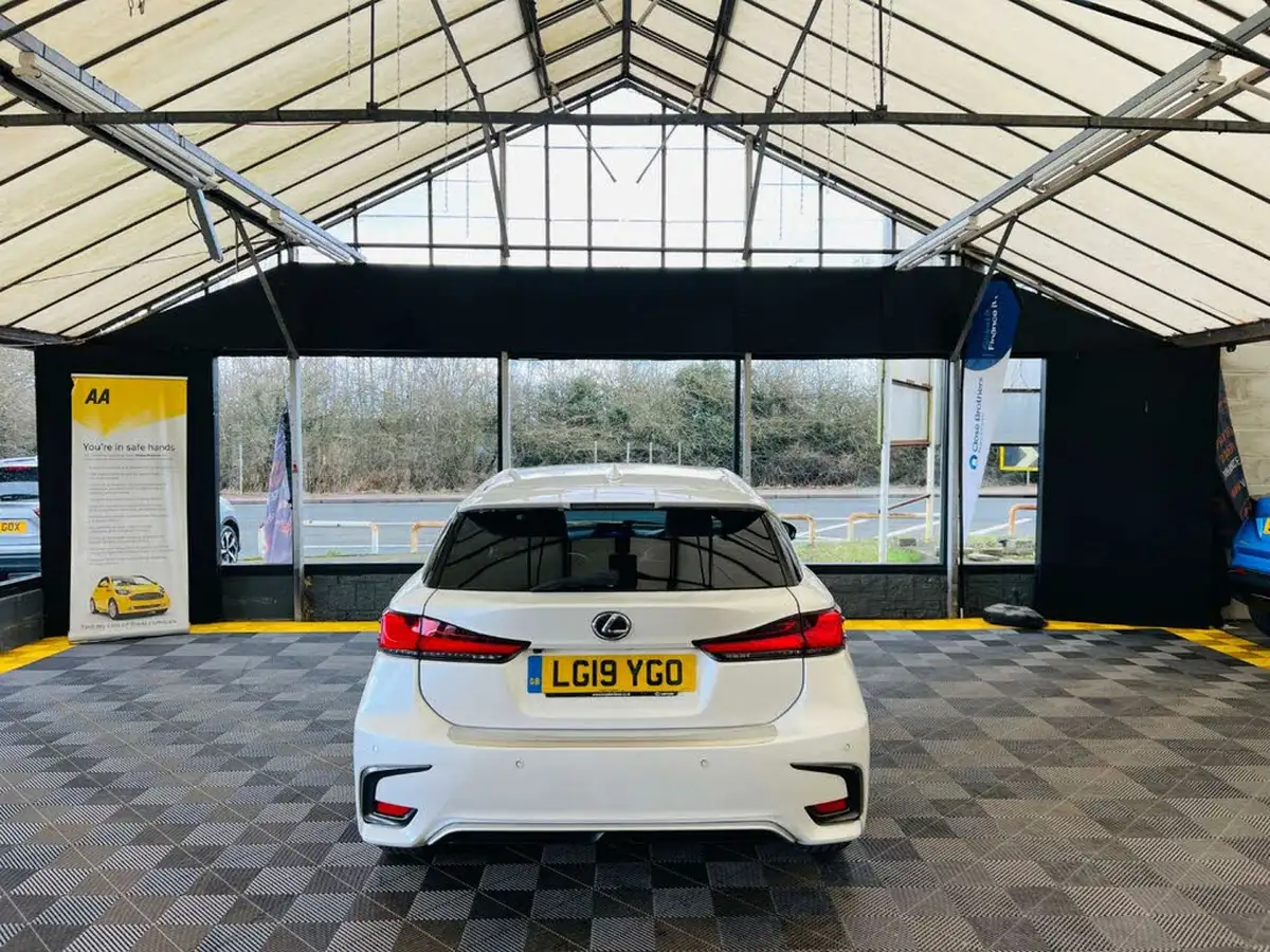 2019-lexus-ct-200h-18-ct-sport-pack-big-4