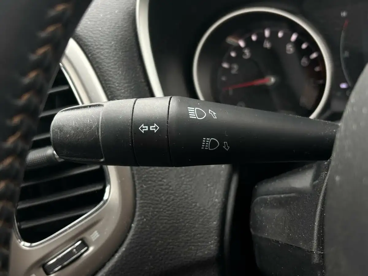 2019-jeep-compass-14-multiair-ii-longitude-big-16