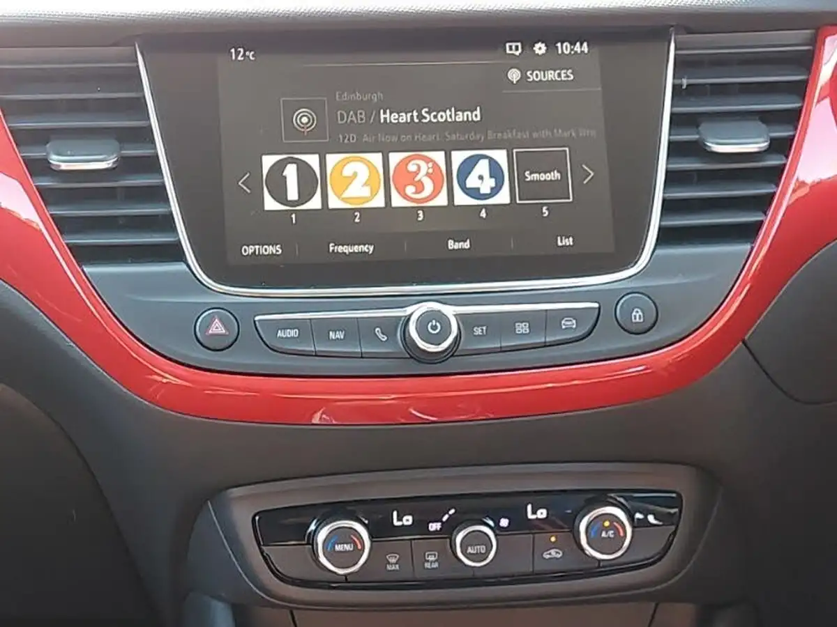 2023-vauxhall-crossland-12-gs-130ps-auto-big-10