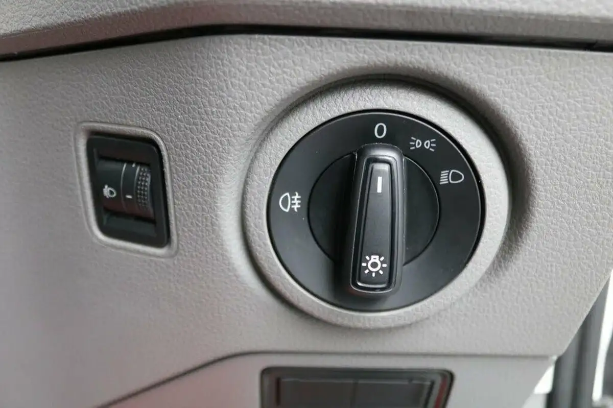 2024-volkswagen-crafter-big-42