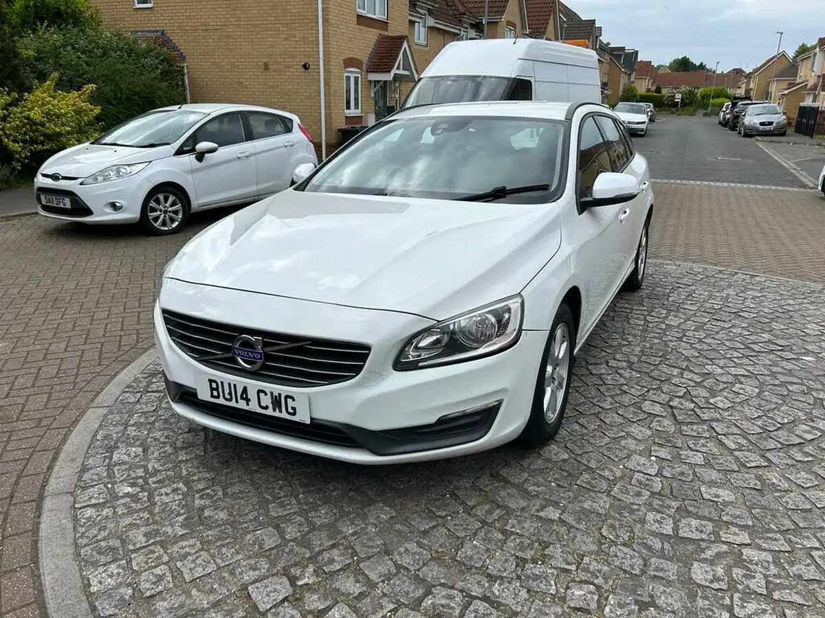 2014-volvo-v60-16td-d2-business-edition-powershift-big-16