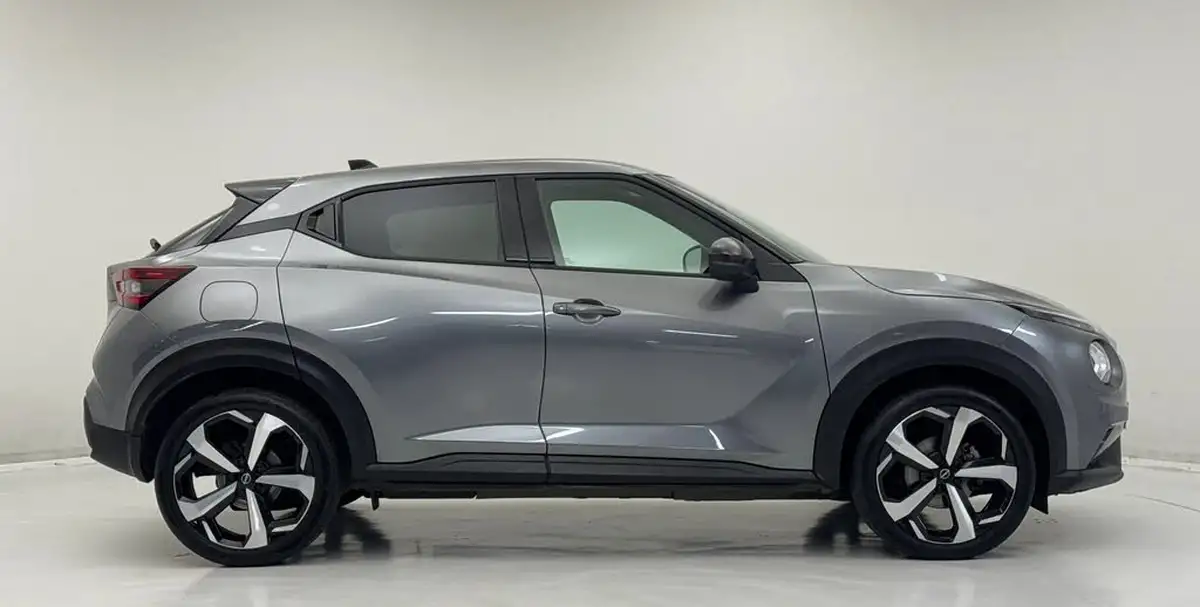 2024-nissan-juke-10-dig-t-tekna-big-9