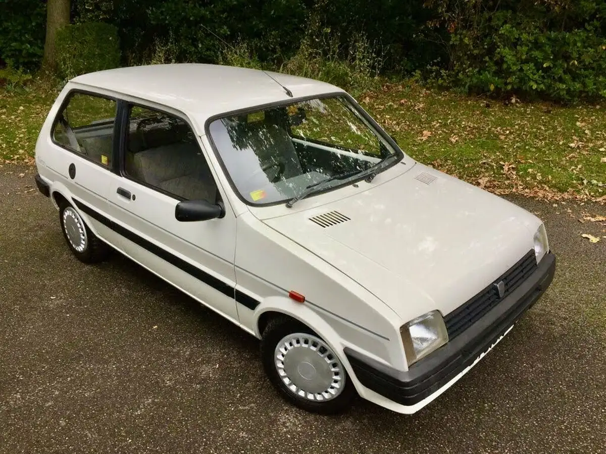 1991-rover-metro-big-5
