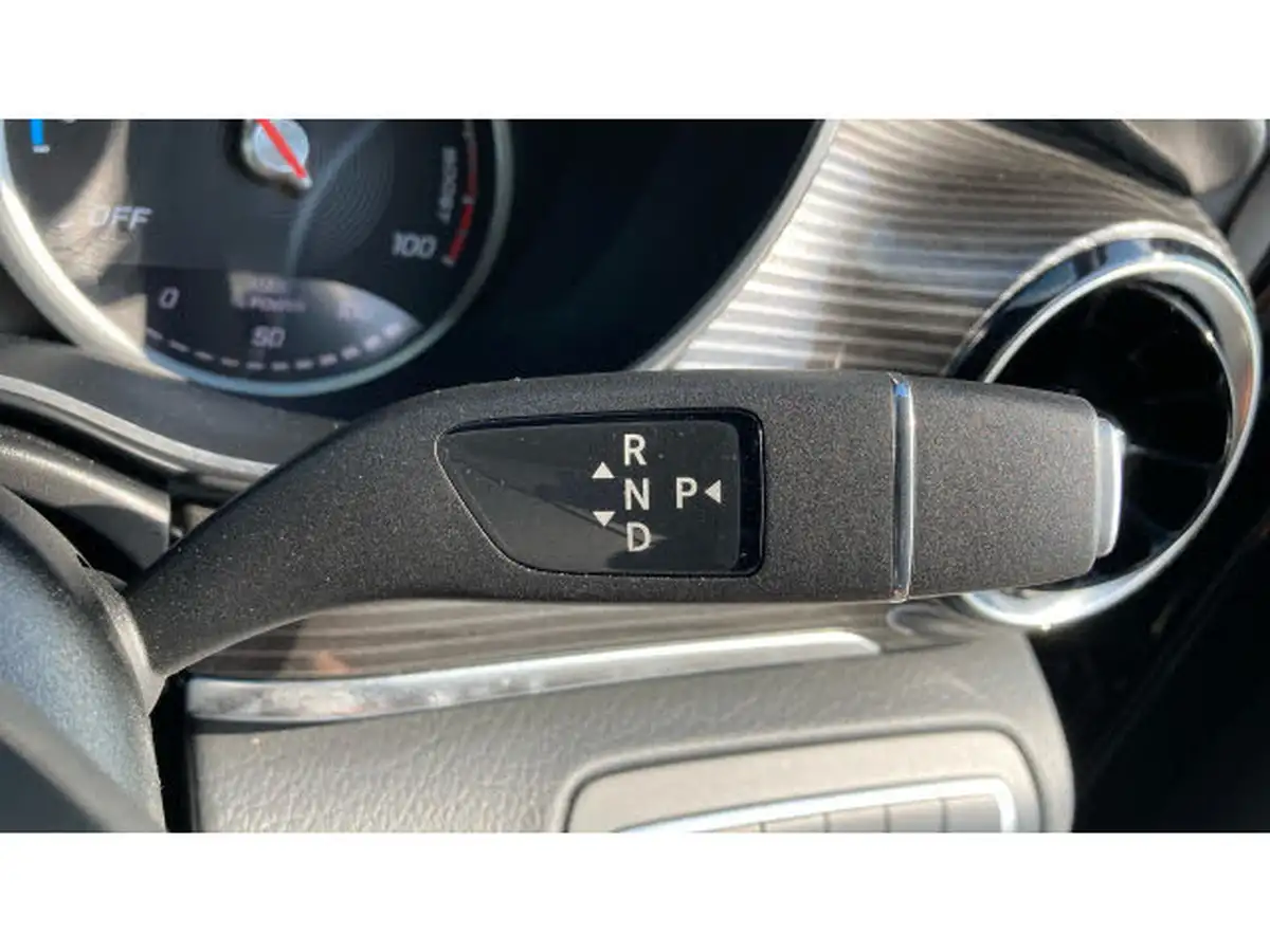 2021-mercedes-benz-eqv-e-eqv-300-sport-premium-big-36