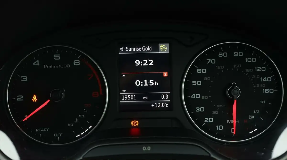 2022-audi-q2-10-30-tfsi-technik-big-9