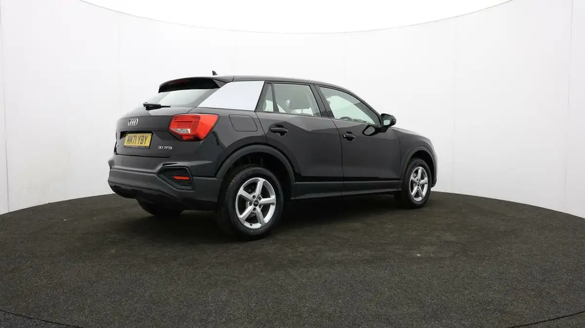 2022-audi-q2-10-30-tfsi-technik-big-33