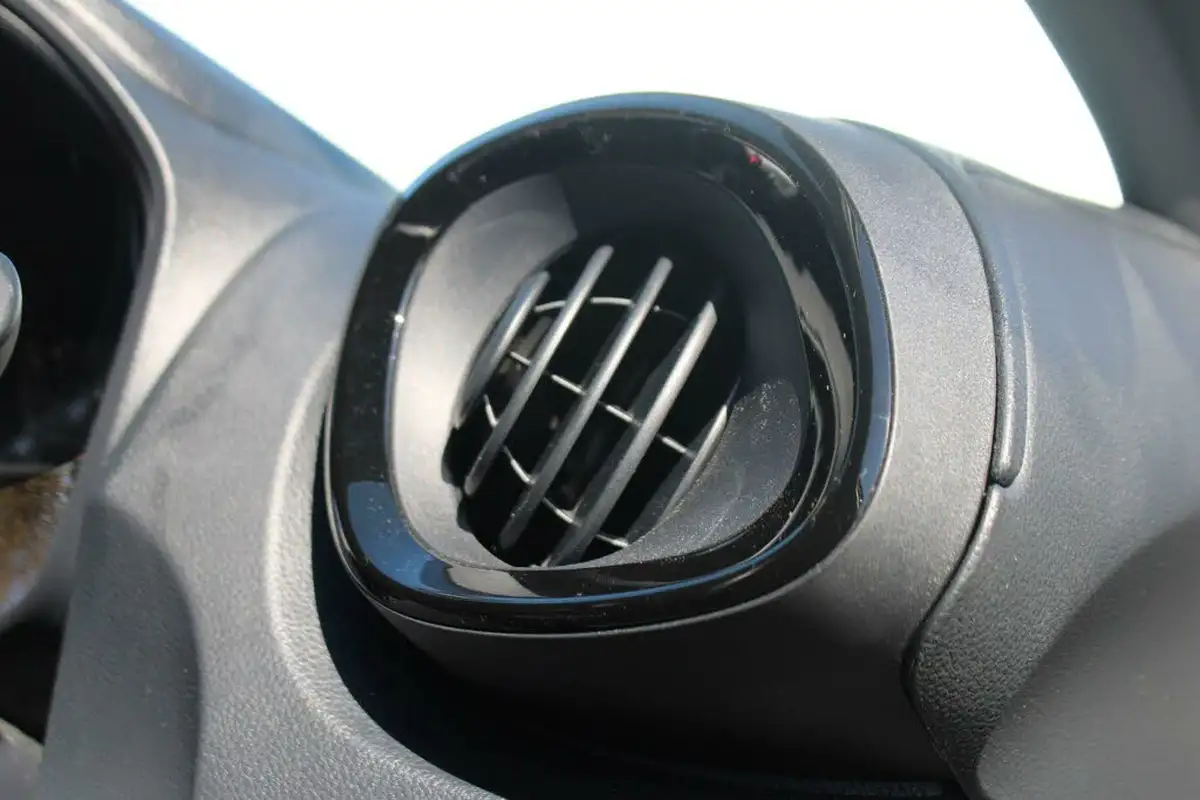 2023-toyota-aygo-x-10-vvt-i-exclusive-big-34