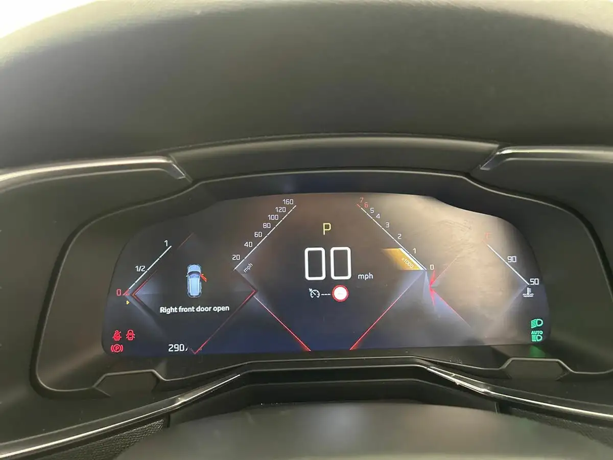 2022-ds-ds-7-crossback-16-puretech-performance-line-180ps-big-26