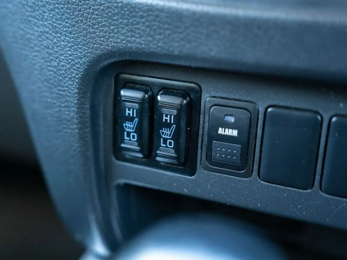 2019-mitsubishi-l200-24di-d-challenger-auto-big-33