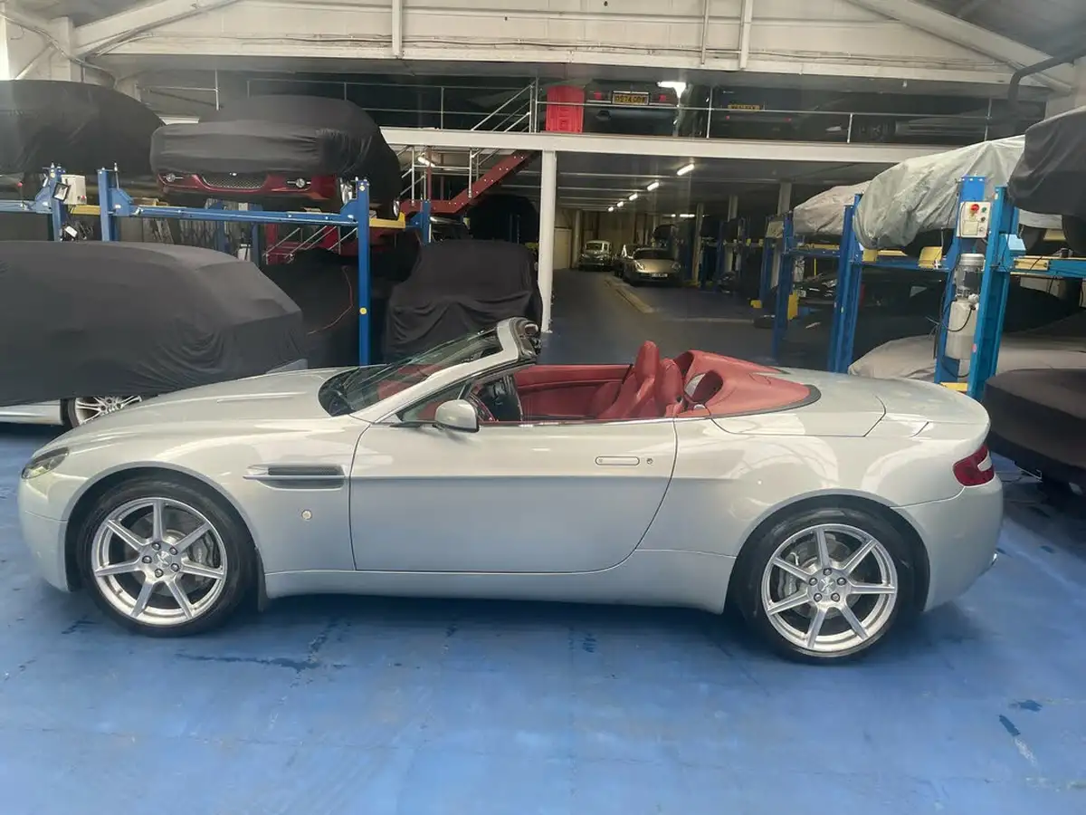 2007-aston-martin-vantage-43-convertible-sportshift-big-40
