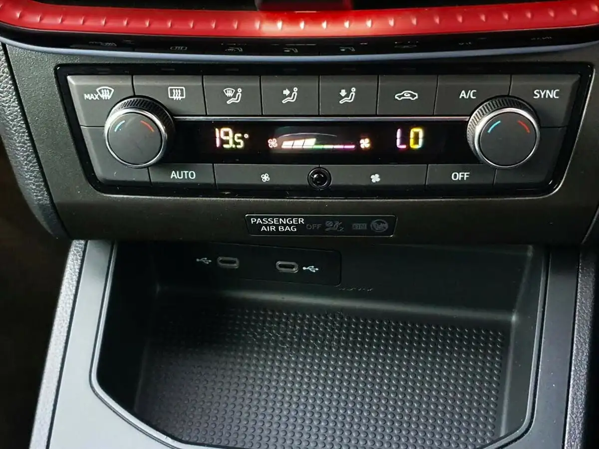 2022-seat-ibiza-10-tsi-fr-95ps-big-24