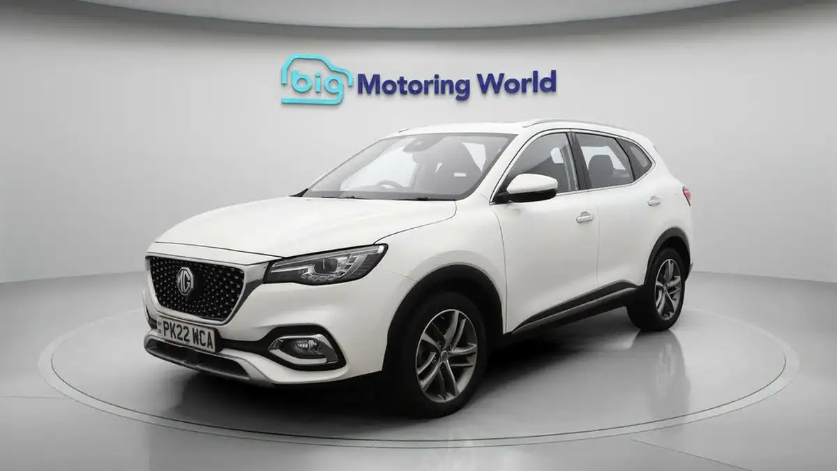 2022-mg-hs-15t-gdi-exclusive-162ps-dct-big-3