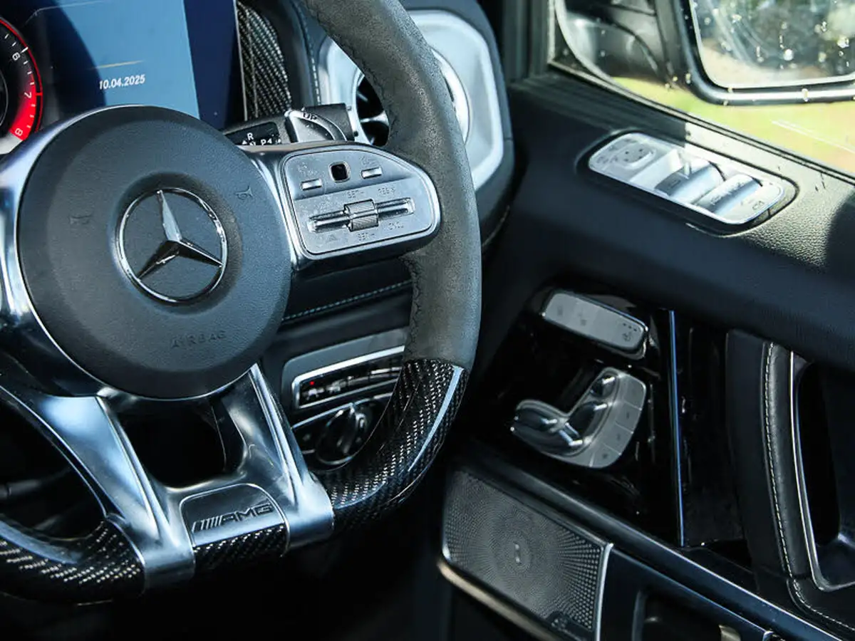 2023-mercedes-benz-g-class-40-g63-amg-carbon-edition-big-12