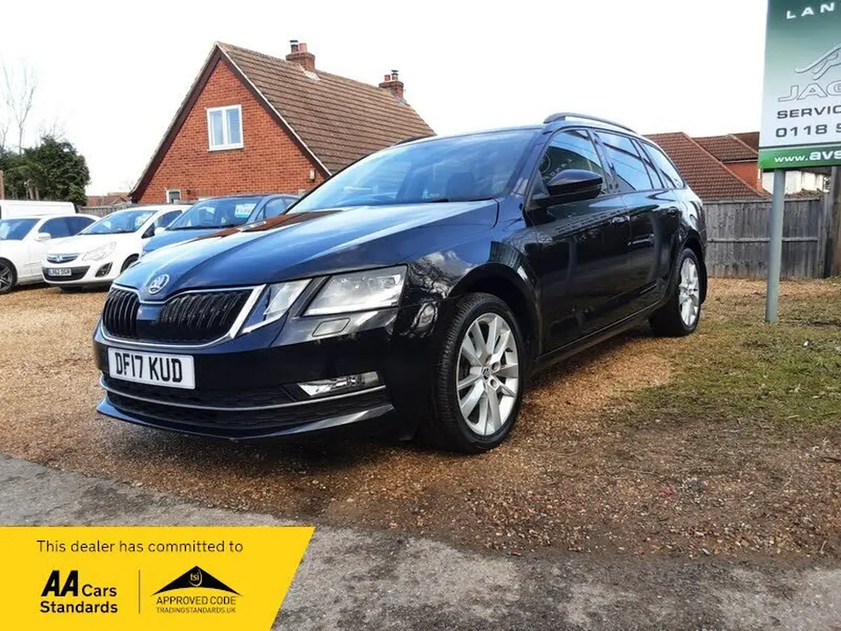 2017-skoda-octavia-16tdi-se-l-115ps-estate-1596cc-big-2