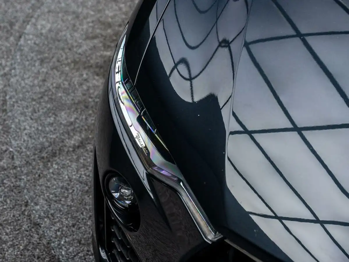 2020-maserati-levante-30-gransport-big-32