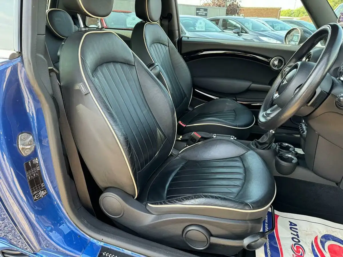 2011-mini-cooper-16-cooper-s-hatchback-3d-auto-big-12