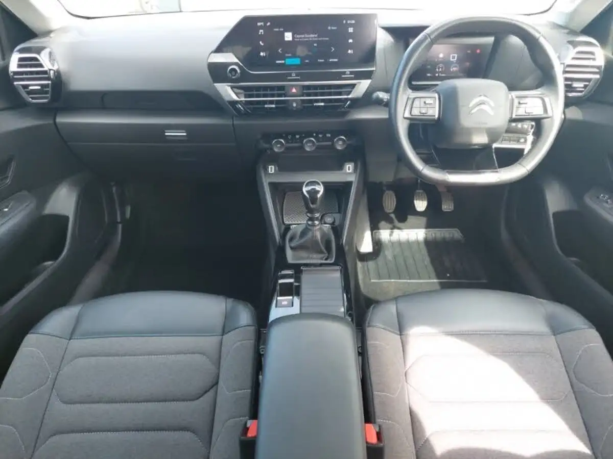 2022-citroen-c4-12-puretech-sense-big-2