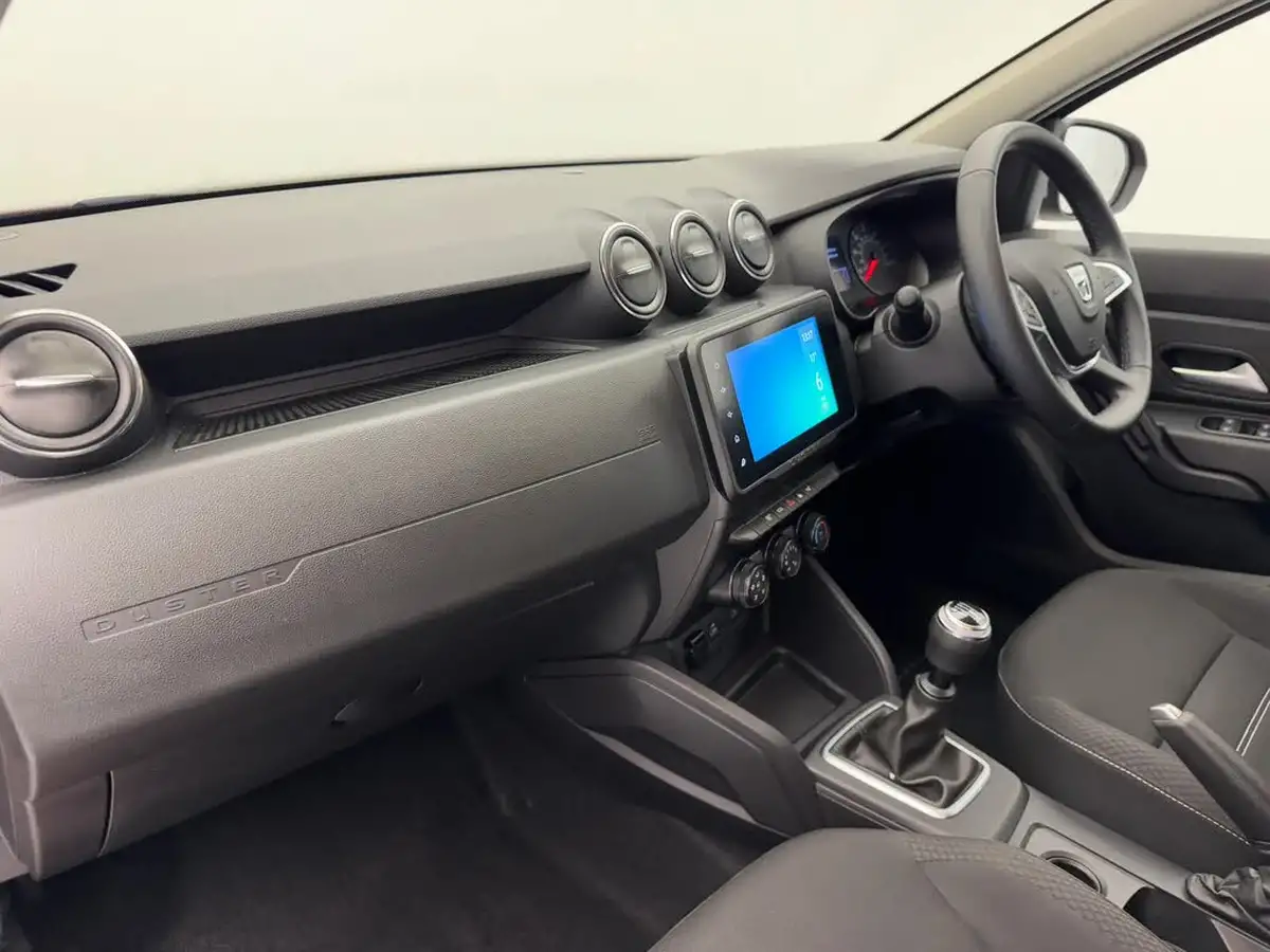 2022-dacia-duster-10-tce-comfort-90hpeu6d-4x2-window-van-big-8