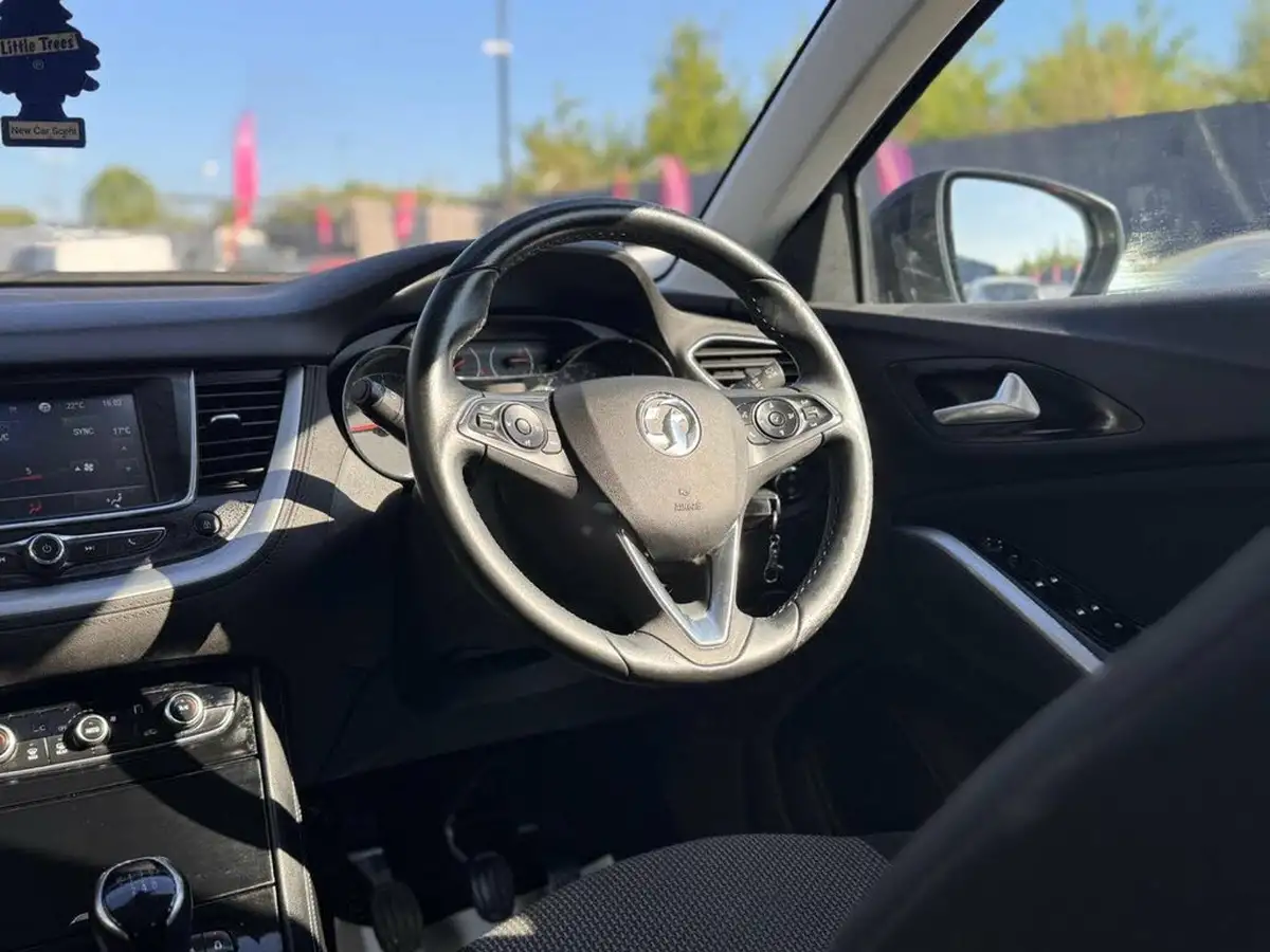 2019-vauxhall-grandland-x-12-se-ss-big-50