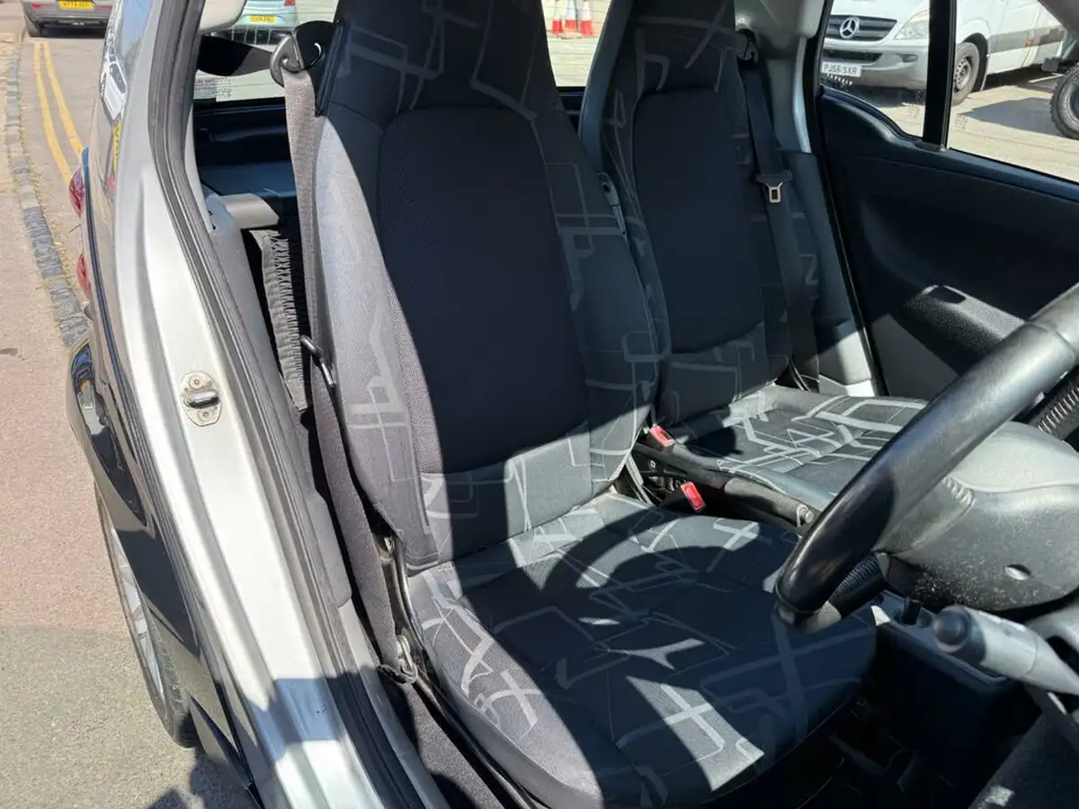 2009-smart-fortwo-10-passion-71bhp-coupe-big-19