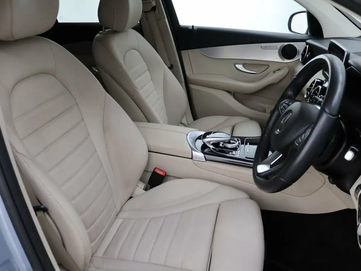 2017-mercedes-benz-glc-class-21d-glc250d-sport-ss-coupe-4d-big-11